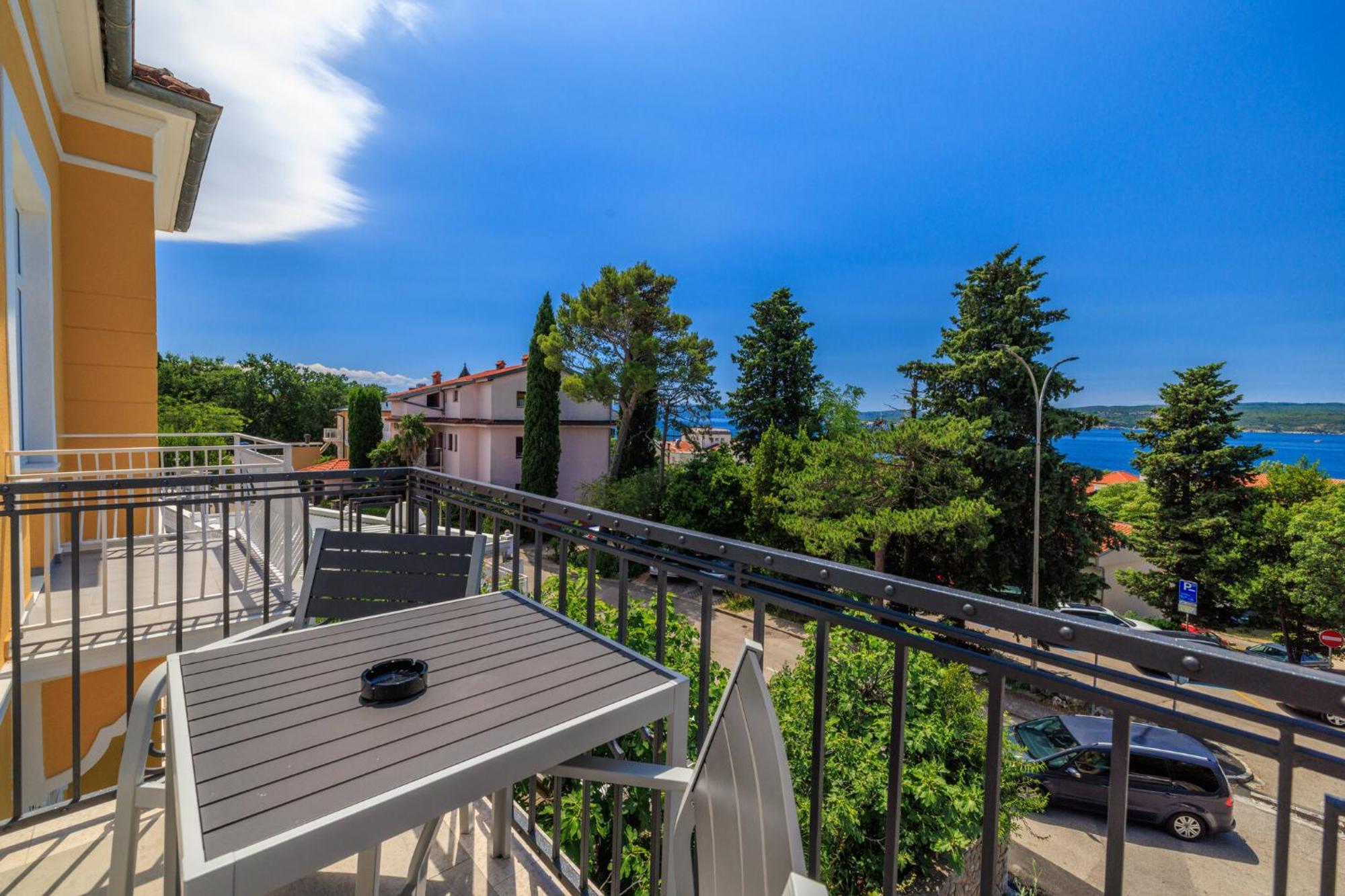 Villa Erika Crikvenica Buitenkant foto